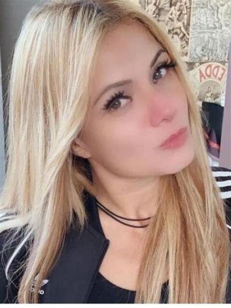 donna cerca uomo bakeka incontri|Annunci Escort, Donna Cerca Uomo